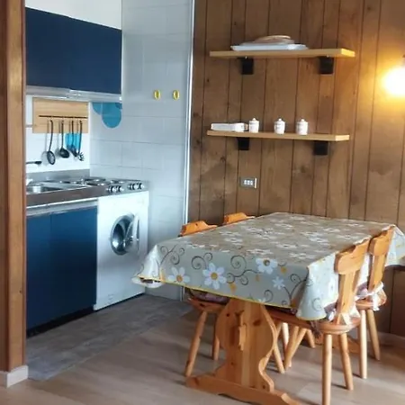 Апартаменты Monolocale Sulle Piste Del Cervino Rododendro Брей-Червиния